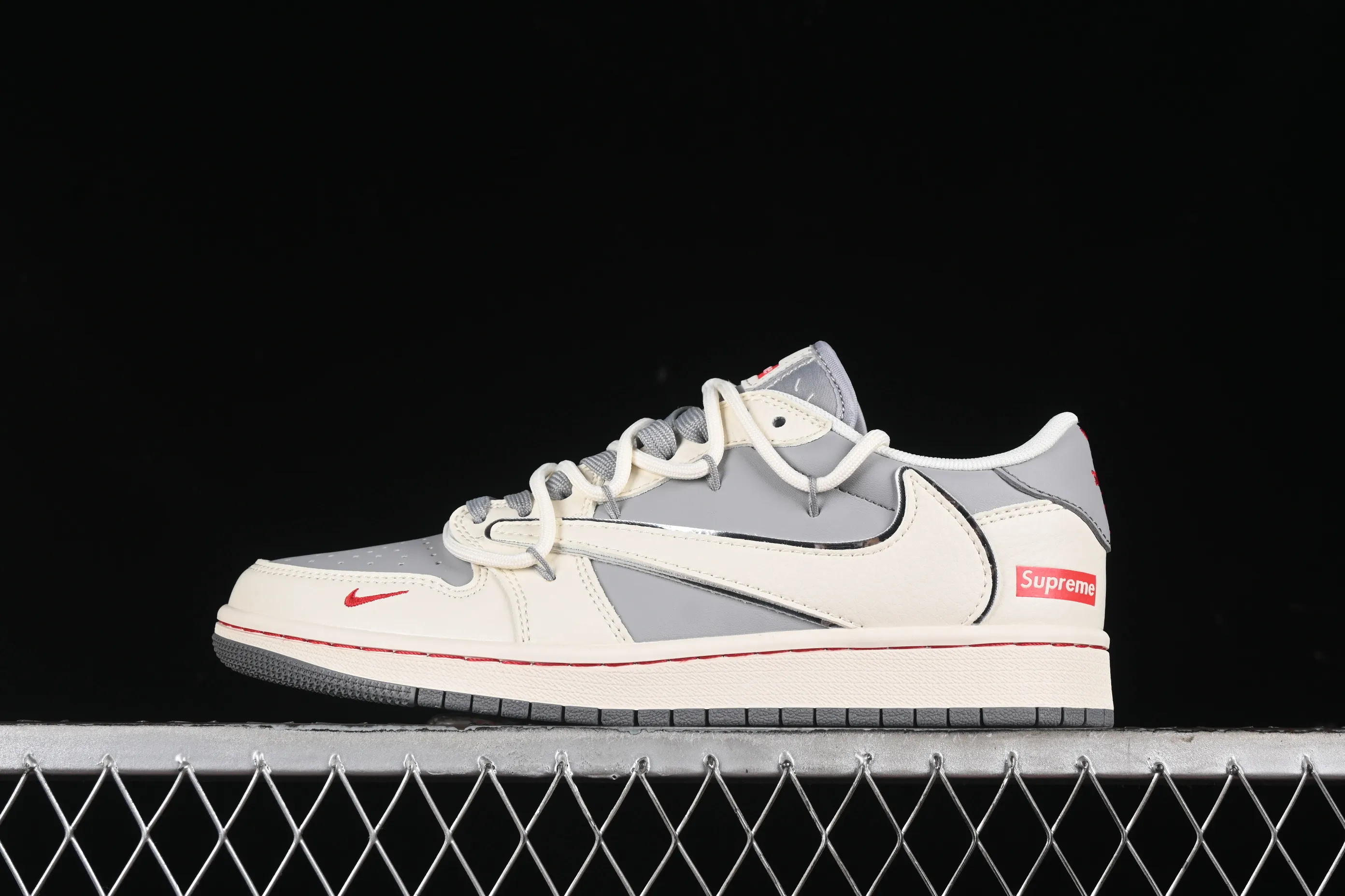 All categories Air Jordan Jordan series basketball shoes Air Jordan 1 Low High-end customized low-top sneakers Travis Scott x Fragment Design x Air Jordan 1 Low OG SP AJ1 Joe 1 Supreme joint-beige double drawstring low-top cultural casual sneakers SJ0086-137